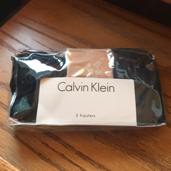 Calvin Klein Other - Calvin Klein Invisibles Hipster Briefs